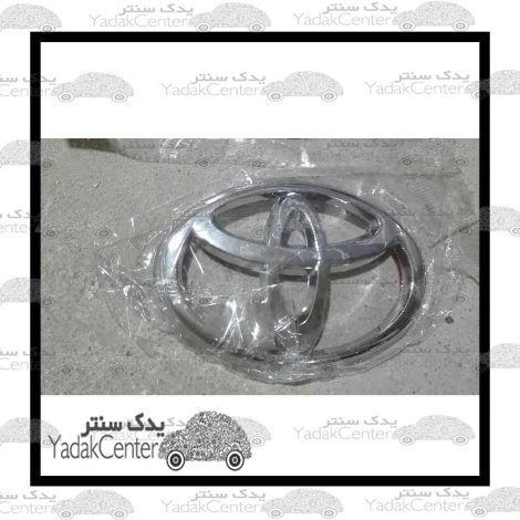  آرم تویوتا کمری وسط صندوق اصلی 2013
