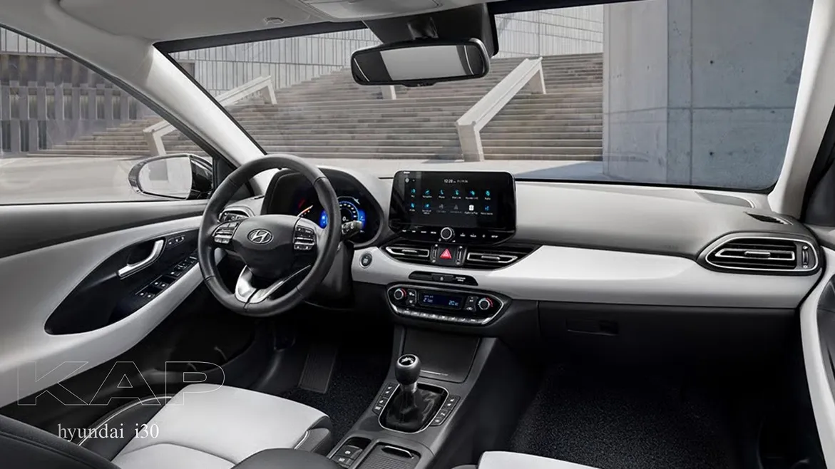 هیوندای i30